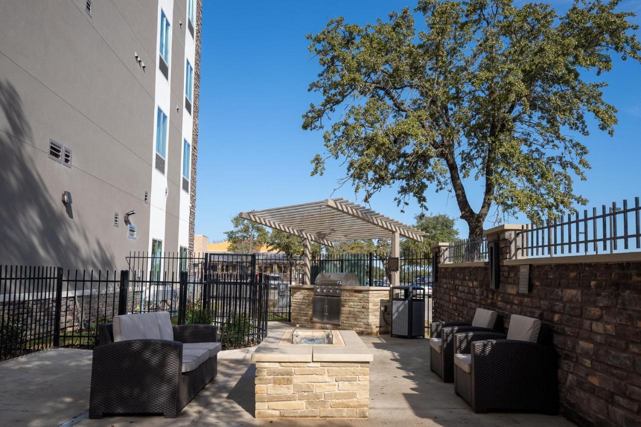 Comfort Suites Cedar Park Exterior foto